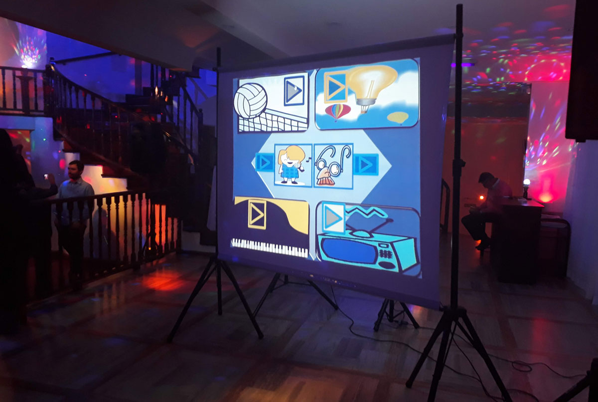 En este momento estás viendo Karaoke Pantalla Gigante