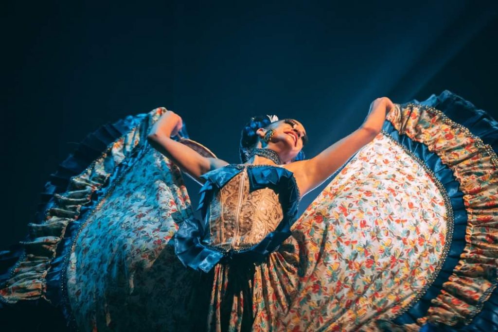 pasion-azteca-espectaculo-mexicano-tarragona