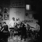 Just say yes (Band)