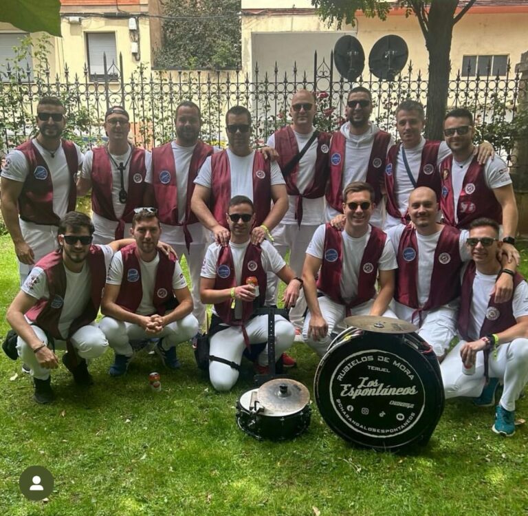 Lee más sobre el artículo Los Espontáneos Charanga